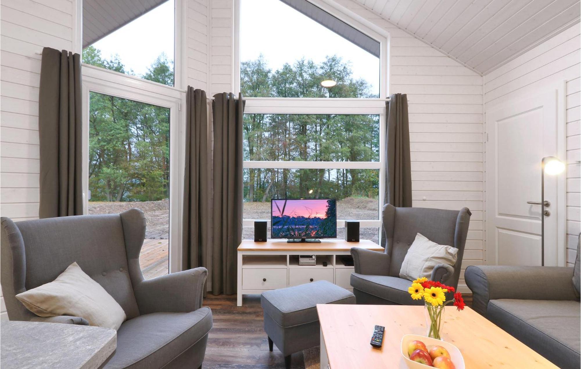 3 Bedroom Stunning Home In Krems Ii-Warderbrueck Gols エクステリア 写真